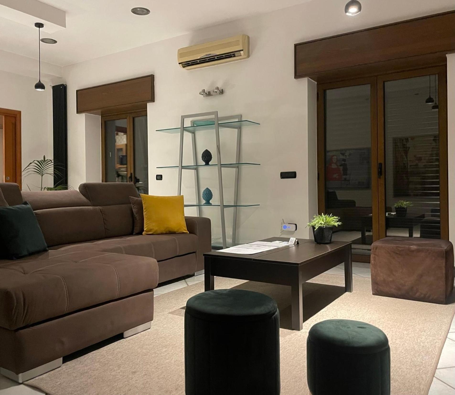 Sky And Green Luxury Apartament บอสโกเรอาเล ภายนอก รูปภาพ